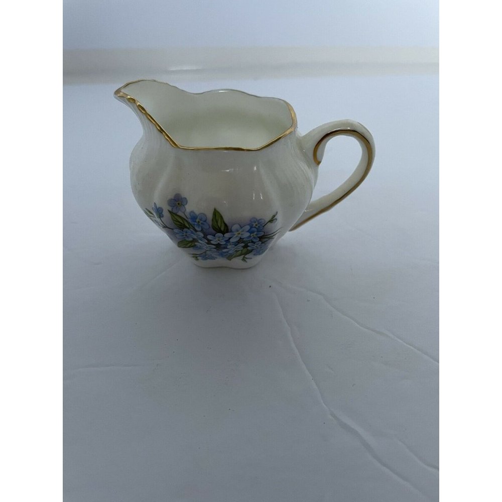Small Creamer Cup/Very Cute Little Creamer Cup